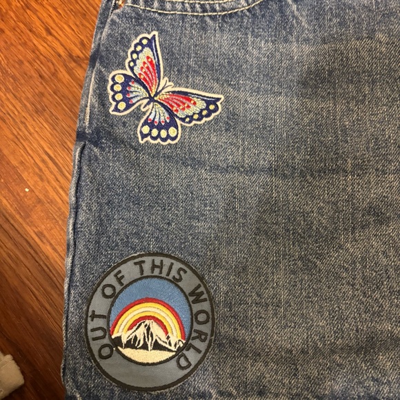 Wild Fable Mini Skirt Womens 6 Blue Denim 5 Pockets Embroidered Patches - Picture 3 of 6